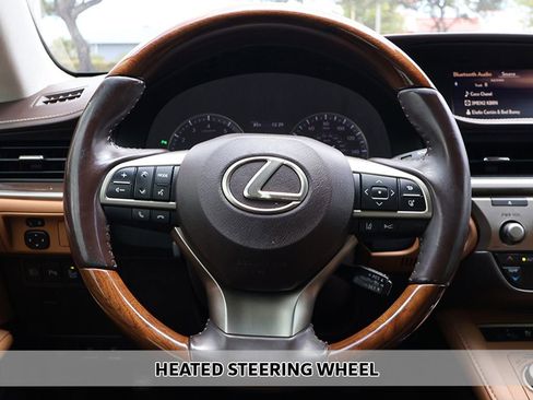 Used 2017 Lexus ES 350 w/ Luxury Package FWD image 10