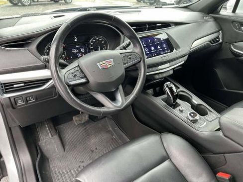 Used 2021 Cadillac XT4 Premium Luxury w/ Cold Weather Package image 10