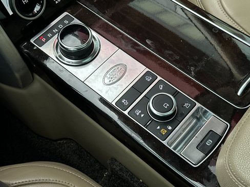 Used 2020 Land Rover Range Rover AWD/4WD image 20