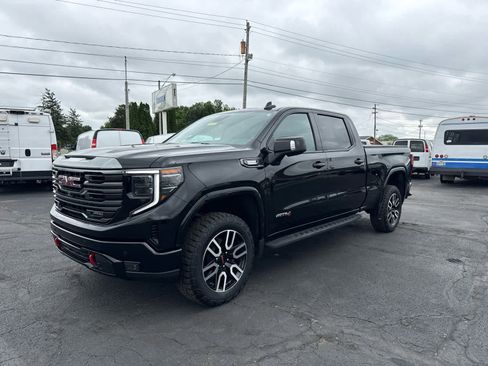 Certified 2024 GMC Sierra 1500 AT4 w/ Technology Package AWD/4WD image 1