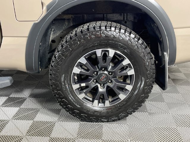 Used 2022 Nissan Titan PRO-4X w/ Pro-4x Convenience Package AWD/4WD image 34