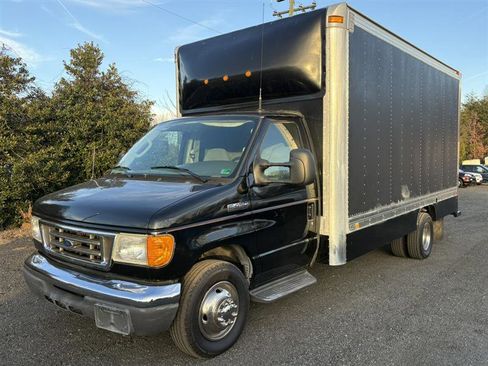 Used 2006 Ford E-450 and Econoline 450 image 21