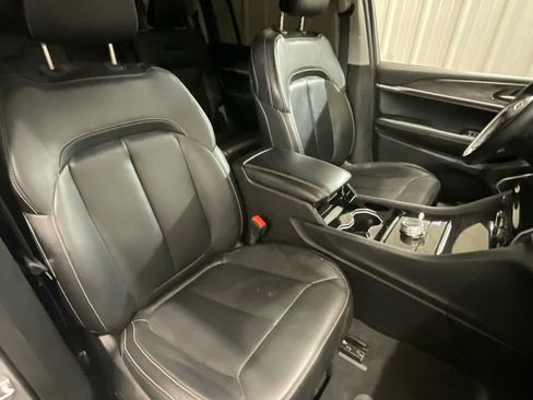 Used 2021 Jeep Grand Cherokee L Limited w/ MOPAR Finishing Package image 15