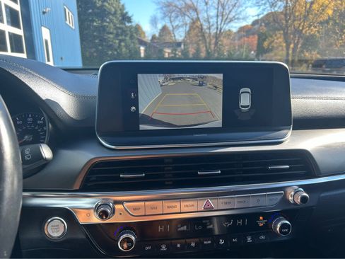 Used 2022 Kia Telluride S image 10