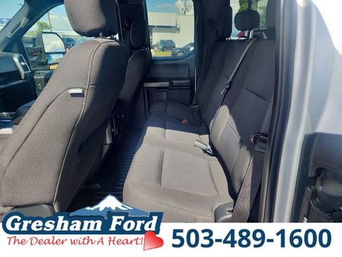Used 2019 Ford F150 XLT w/ Equipment Group 302A Luxury AWD/4WD image 32