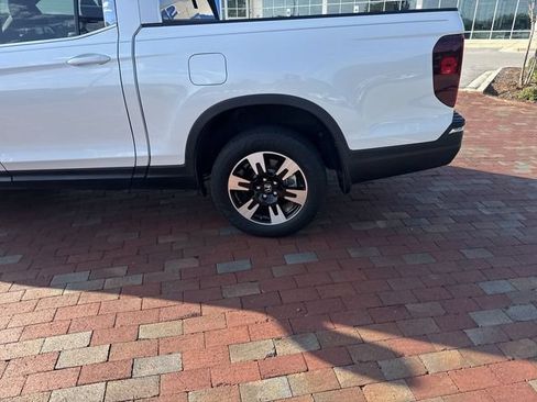 Used 2020 Honda Ridgeline RTL image 6