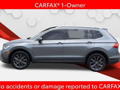 Used 2022 Volkswagen Tiguan SE FWD image 2
