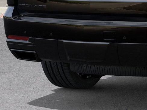 New 2026 Cadillac Escalade Platinum Sport w/ LPO, ONYX Package image 14