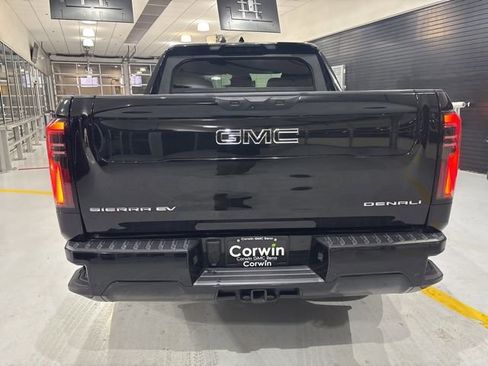 Certified 2025 GMC Sierra EV Denali image 7