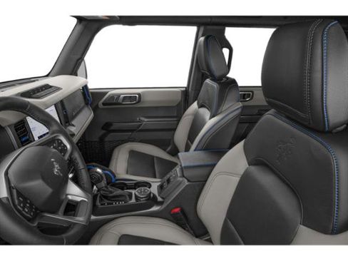 Used 2024 Ford Bronco Wildtrak AWD/4WD image 8
