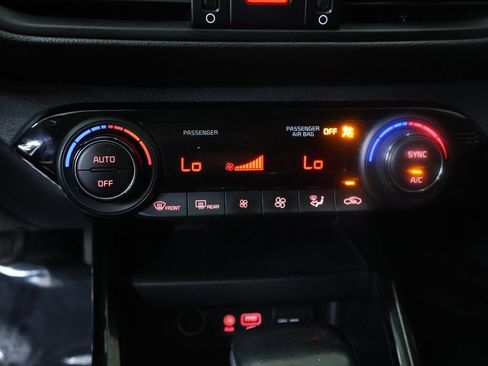 Used 2019 Kia Forte S FWD image 25