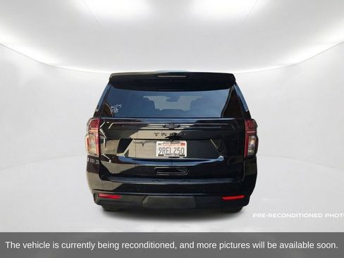 Used 2024 Chevrolet Tahoe LS RWD image 7