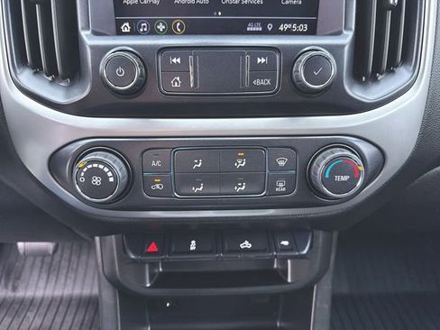 Used 2022 Chevrolet Colorado LT w/ LT Convenience Package image 16