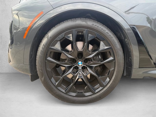 Used 2026 BMW X7 xDrive40i w/ M Sport Package AWD/4WD image 27