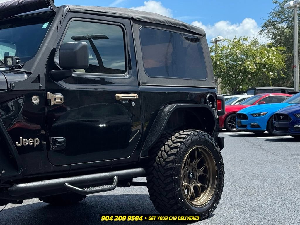 Used 2019 Jeep Wrangler Sport AWD/4WD image 3