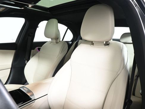 Certified 2025 Mercedes-Benz C 300 4MATIC Sedan image 16