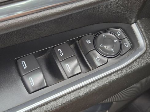 Used 2024 Chevrolet Silverado 2500 LT image 25