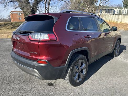 Used 2019 Jeep Cherokee Limited AWD/4WD image 5
