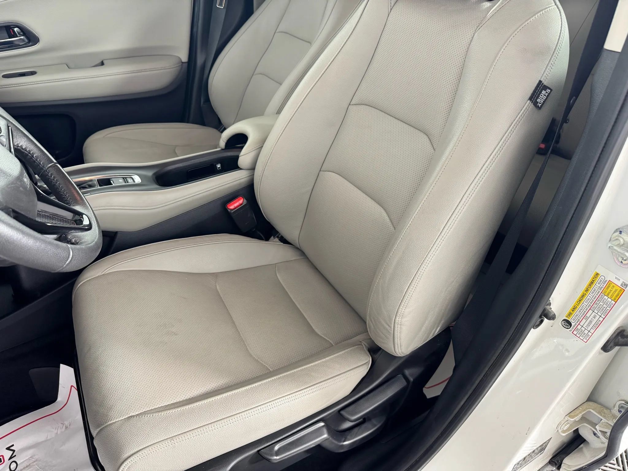 Used 2022 Honda HR-V EX-L image 33