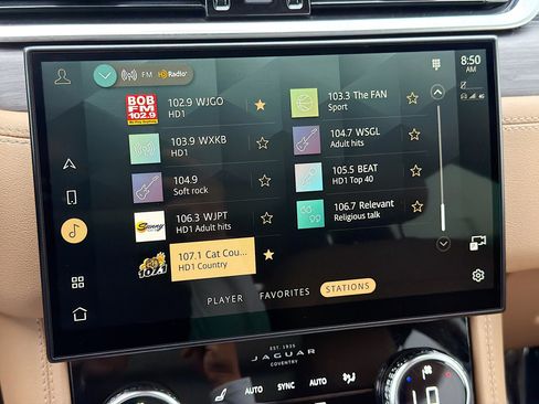 Used 2022 Jaguar F-PACE S AWD/4WD image 31