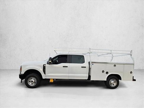 New 2026 Ford F250 XL image 5