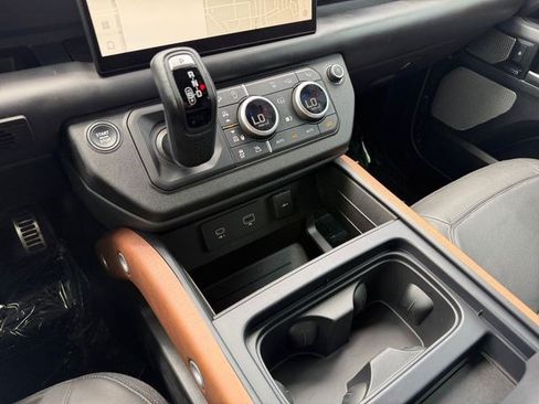 Certified 2024 Land Rover Defender 130 X AWD/4WD image 24