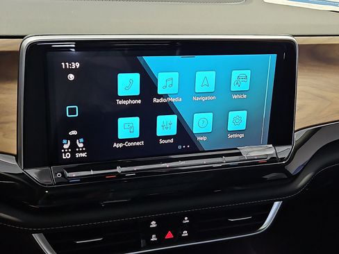 New 2026 Volkswagen Atlas SE FWD image 20