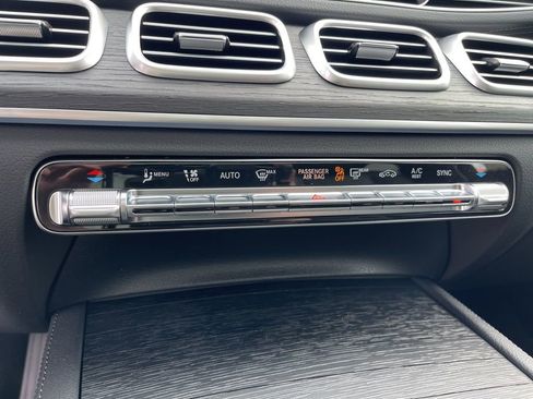 New 2025 Mercedes-Benz GLS 450 4MATIC image 11