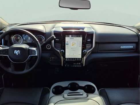 Used 2024 RAM 2500 Laramie image 13