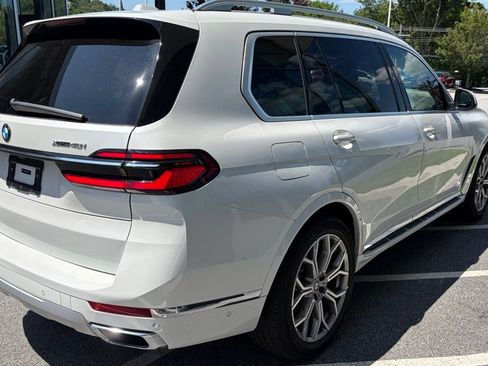 Used 2026 BMW X7 xDrive40i AWD/4WD image 3