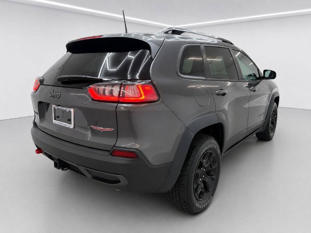 Used 2022 Jeep Cherokee Trailhawk w/ Sun, Sound & Nav Group AWD/4WD image 3