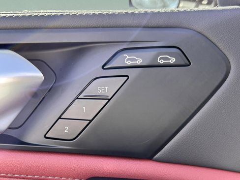 New 2026 BMW X6 xDrive40i w/ Premium Package image 23