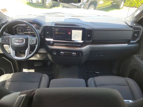 Used 2023 GMC Sierra 1500 Elevation image 17