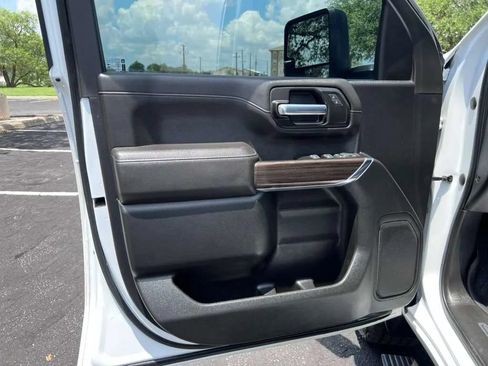 Used 2022 Chevrolet Silverado 2500 LT w/ Convenience Package AWD/4WD image 19