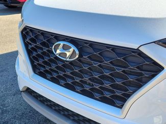 Used 2021 Hyundai Tucson SEL w/ Cargo Package FWD video 3