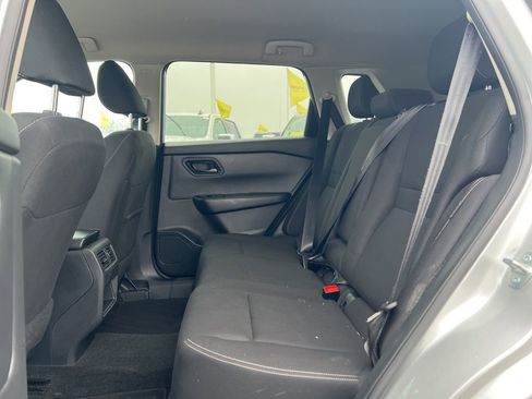 Used 2024 Nissan Rogue S image 22