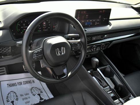 Used 2024 Honda Accord Sport image 14