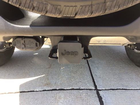 Used 2021 Jeep Wrangler Unlimited Sport AWD/4WD image 25