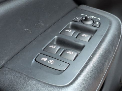 Used 2024 Volvo S60 B5 Plus AWD/4WD image 25