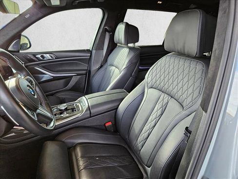 Used 2025 BMW X7 M60i image 20