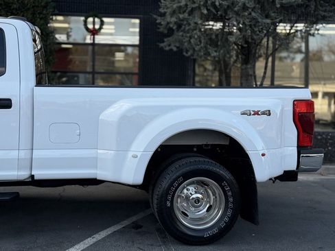 Used 2022 Ford F350 XLT image 11