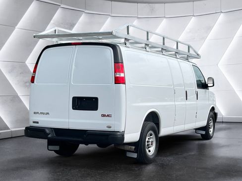 Certified 2023 GMC Savana 3500 Extended w/ Driver Convenience Package image 6
