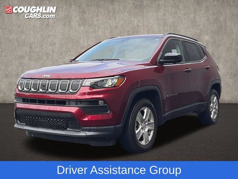 Used 2022 Jeep Compass Latitude w/ Convenience Group AWD/4WD image 4