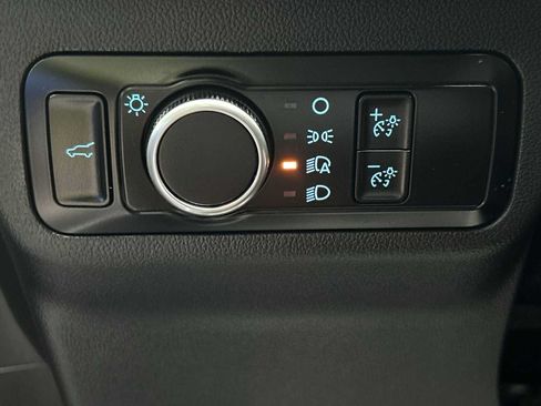 Used 2023 Ford Escape Active w/ Tech Pack #1 FWD image 26