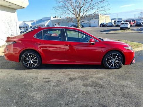 Certified 2023 Toyota Camry SE image 21