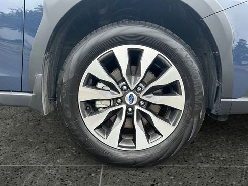 Used 2025 Subaru Outback Limited image 9