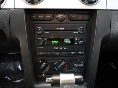 Used 2006 Ford Mustang GT image 58