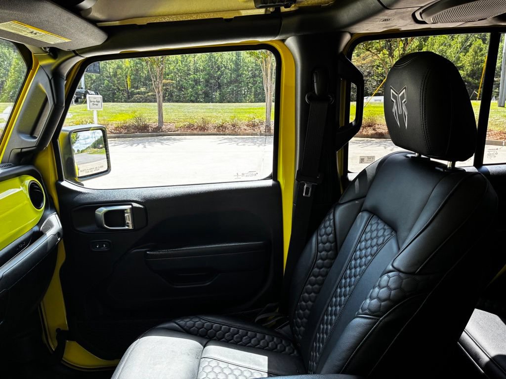 Used 2023 Jeep Gladiator Sport AWD/4WD image 23