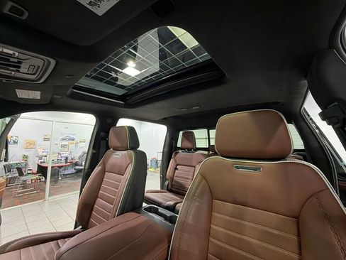 Used 2024 GMC Sierra 1500 Denali Ultimate AWD/4WD image 33