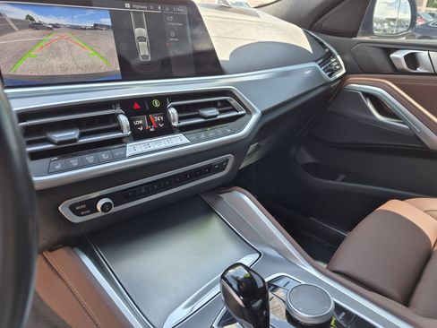 Used 2023 BMW X6 xDrive40i w/ M Sport Package AWD/4WD image 11